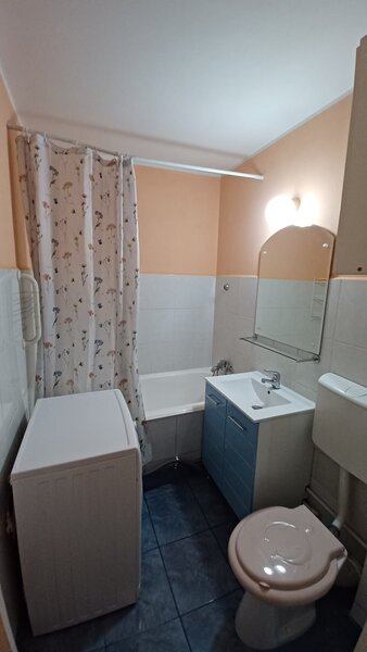 Unirii - Cantemir, etaj 2, bloc reabilitat, parcare, apropiere metrou